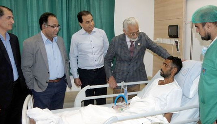 Caretaker provincial health minister Prof Dr Javed Akram visited Jinnah Hospital on Dec 2, 2023. —Facebook/jakramaimc