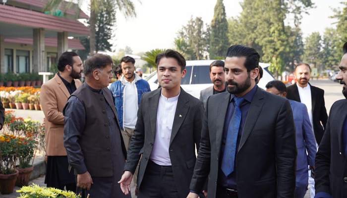Son of the late tribal leader Mir Siraj Khan Raisani, and Provincial Minister for Sports, Culture, and Support, Nawabzada Mir Jamal Khan (L) during the event of film Dhai Chaal in Islamabad on December 7, 2023. — Facebook/Nawabzada Mir Jamal Khan Raisani