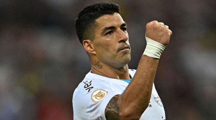 Suarez Fires Farewell Double to End Brazilian Adventure