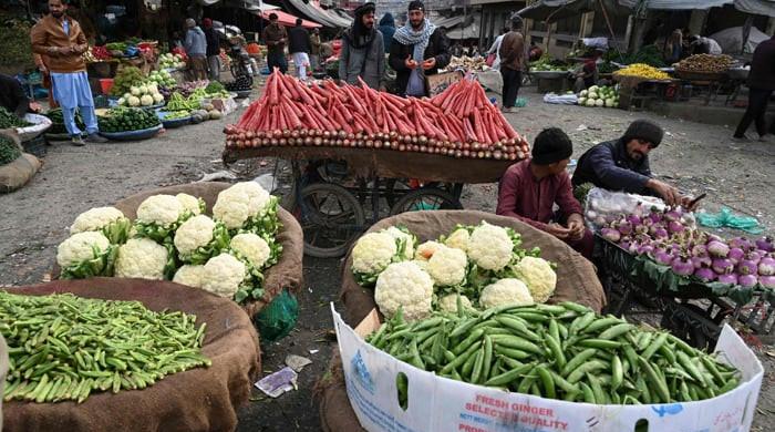 Massive overcharging on fruits, vegetables - Vimarsana News