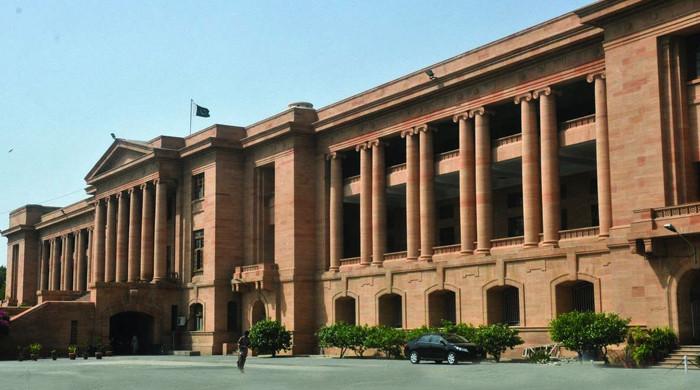 Federal govt, cantonment boards cannot levy, collect taxes on immovable properties: SHC - Vimarsana News