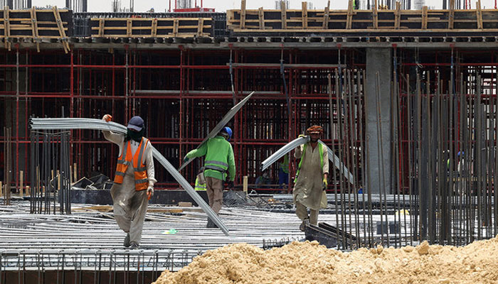 Foreign labourers work at a construction site in the Saudi capital Riyadh, on June 16, 2022.  . — AFP File