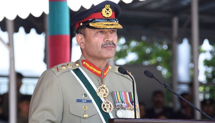 Chief of Army Staff (COAS), General Asim Munir addressed during witness Field Exercise of Bahawalpur Corps on December 2, 2023. — APP