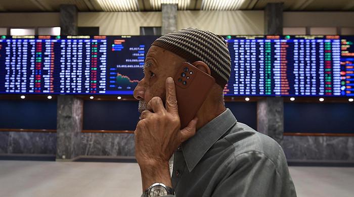 PSX falls on profit-taking, trims losses on loan deals - Vimarsana News