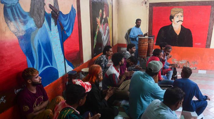 Murderers, kidnappers sell art from Karachi prison - Vimarsana News