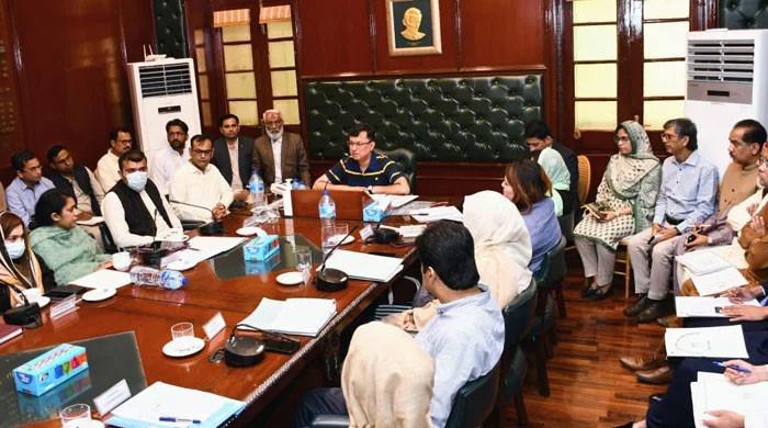 Heavy traffic banned on most roads from 6am till 11pm - Vimarsana News