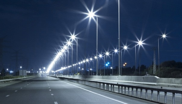 In this image, streetlights are on the road of Islamabad. — APP/File