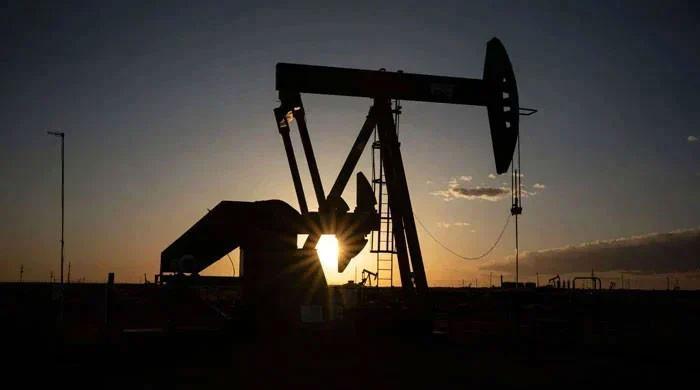 Oil ends 2023 down 10%, faces headwinds in 2024 from Middle East conflict