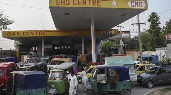 Natural gas crisis worsens: Administration shuts CNG stations in Peshawar - Vimarsana News