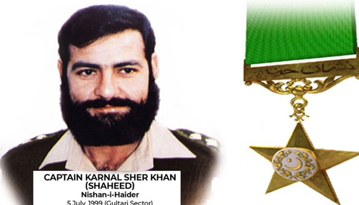 Kargil War hero Capt Karnel Sher Khan Shaheed (L) and (Nishan-e-Haider) (R). — APP/File