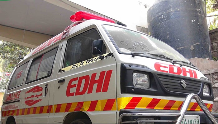 This image shows an Edhi ambulance standing on the road on January 25, 2021. —Facebook/Edhi