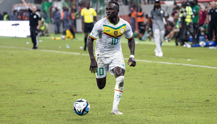 Senegals Sadio Mane runs with the ball during the friendly international football match between Senegal and Algeria at the Abdoulaye Wade Stadium in Diamniadio on September 12, 2023. — AFP