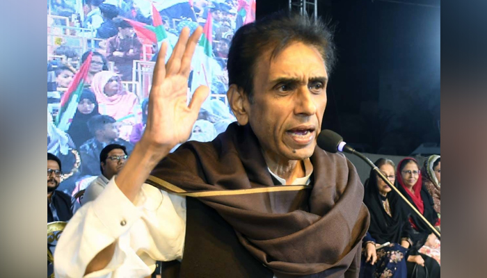MQM-P leader Khalid Maqbool Siddiqui addresses an event in Karachi on December 30, 2023. — Facebook/MQM Pakistan