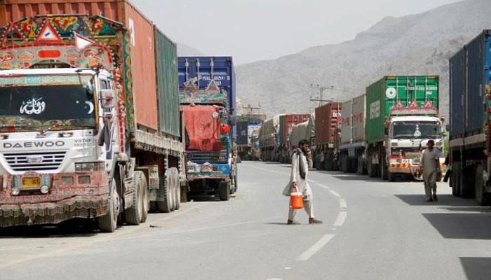 Trucks stuck at Pak-Afghan border crossing.—AFP/File