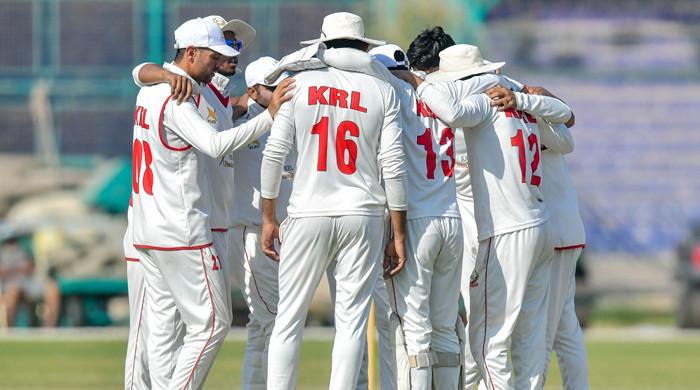 Akmal hits 18th first-class ton, Waqar and Shahzad shine for PTV - Vimarsana News