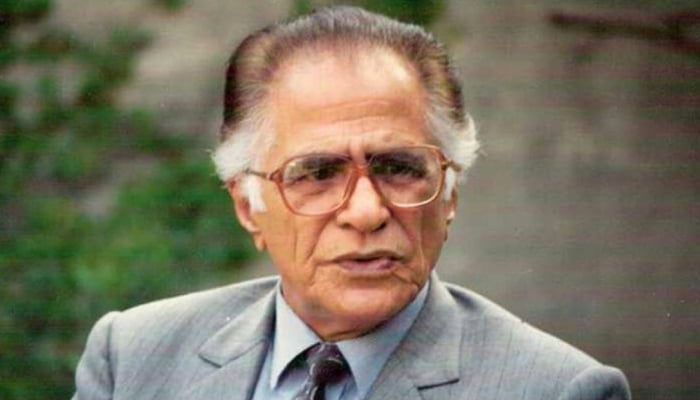 Well-known Poet and Urdu short story writer Ahmed Nadeem Qasmi can be seen in this image.—APP/File