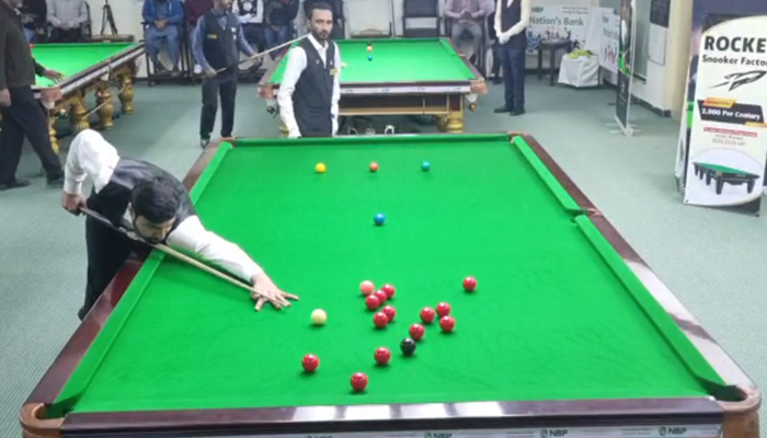 Haris Tahir plays a snooker shot in the NBP 48th National Snooker Championship 2024 on January 15, 2024. —Facebook/Rocket Snooker Factory