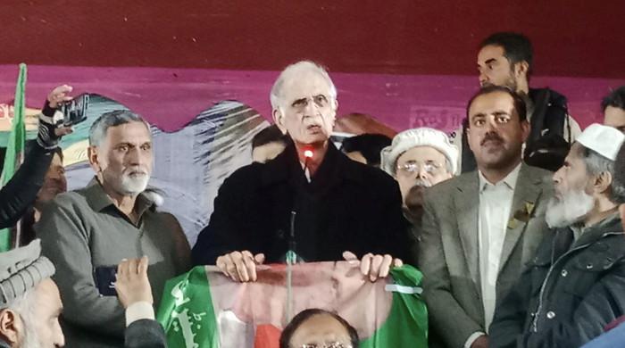 Imran deceived youth in name of change: Khattak - Vimarsana News