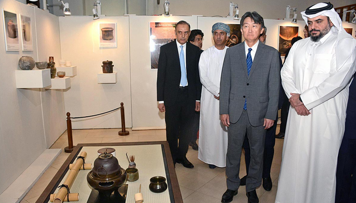 Governor SBP Jameel Ahmed along with Japanese CG Hattori Masaru and other diplomats visits Traditional Pottery and Ceramic Exhibition Yakishime, Earth Metamorphosis at SBP Museum on January 25, 2024. — APP