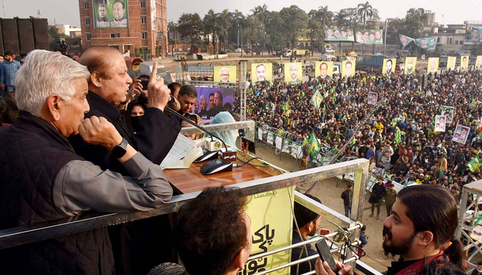 PML-N Quaid, Muhammad Nawaz Sharif addresses a public gathering during the election campaign at the Jinnah Stadium on January 28, 2024. — APP