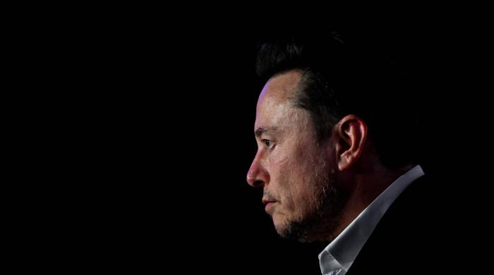 Musk says Neuralink has implanted its first brain chip in human - Vimarsana News