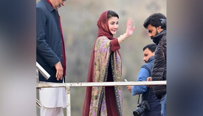 Pakistan Muslim League-Nawaz (PMLN) Senior Vice President Maryam Nawaz waves to supporters at an election campaign rally in Narowal on January 31, 2024. — Facebook/PML(N)