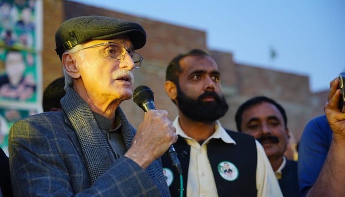 Istehkam-e-Pakistan Party (IPP) chief Jahangir Tareen can be seen while addressing on  February 4, 2024. — Facebook/Jahangir Khan Tareen