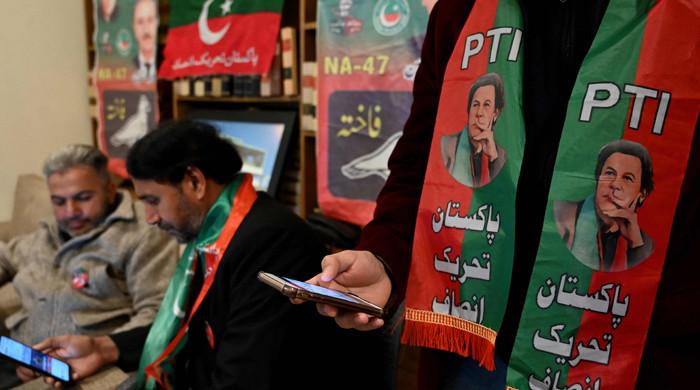 Official summons PTI candidate for giant panaflex - Vimarsana News