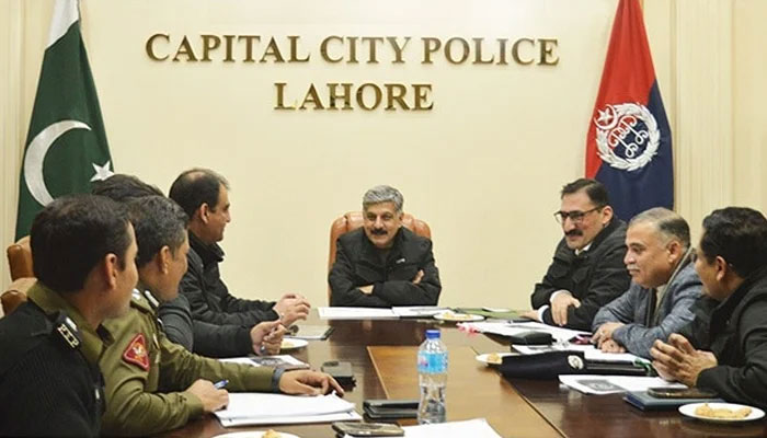 Capital City Police Officer (CCPO) Bilal Siddique Kamyana chairs a meeting of senior police officers at the CCPO office on January 27, 2024. — Facebook/Capital City Police Lahore