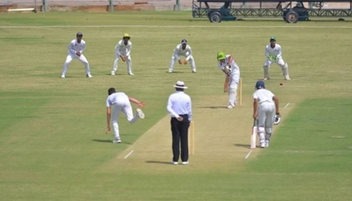 General view of district match. — PCB