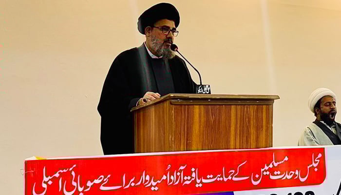 Sindh Majlis Wahdat-e-Muslimeen (MWM) President Allama Baqir Abbas Zaidi addresses a corner meeting in Karachi on February 4, 2024. — Facebook/Allama Syed Baqar Abbas Zaidi-Official