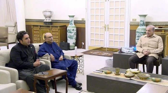 Govt formation: PMLN, PPP teams to meet again today to forge consensus