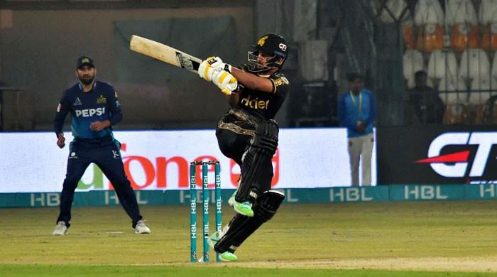 Peshawar pull off dramatic upset, defeat Multan by five runs - Vimarsana News