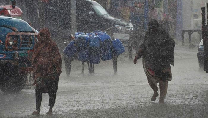there-may-be-heavy-rain-along-with-thunderstorm-in-many-parts-of-the-country-alert-issued