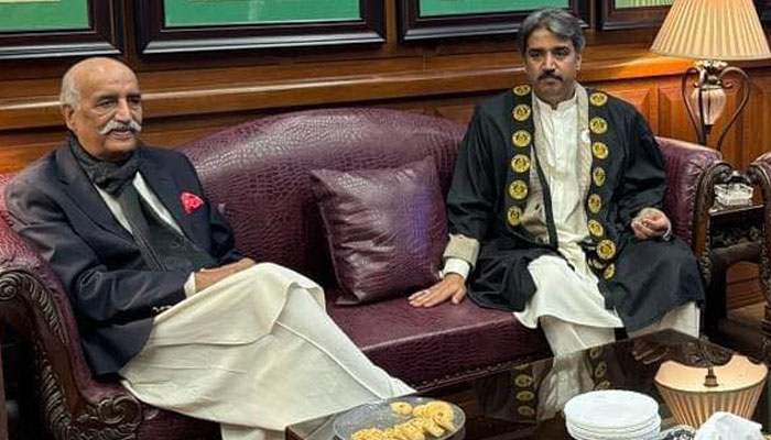 Veteran Pakistan Peoples Party (PPP) leader and MNA-elect Khurshid Shah (L) sits along with Speaker Sindh Assembly Syed Awais Qader Shah at the Sindh Assembly on February 25, 2024 . — Facebook/Syed Khursheed Ahmed Shah