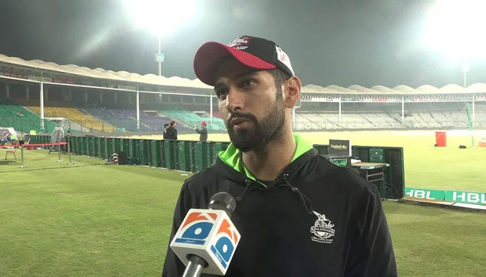 Lahore Qalandars’ top all-rounder Sikandar Raza talking to Geo News in Karachi on February 15, 2023. — Photo by reporter