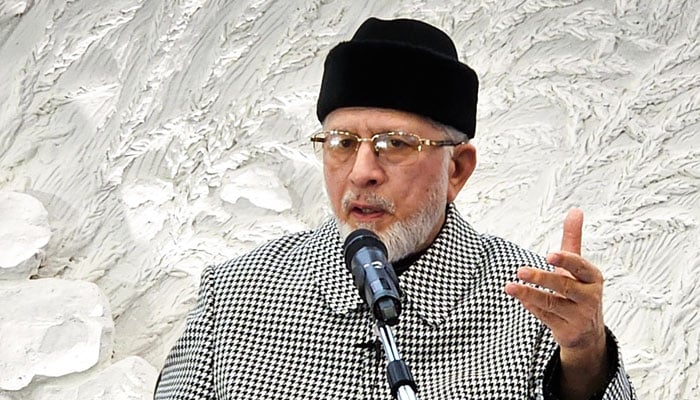 Shaykh-ul-Islam Dr Muhammad Tahir-ul-Qadri delivers  a keynote lecture in a momentous event on February 29, 2024. — Facebook/Shaykh ul Islam Dr Muhammad Tahir-ul-Qadri