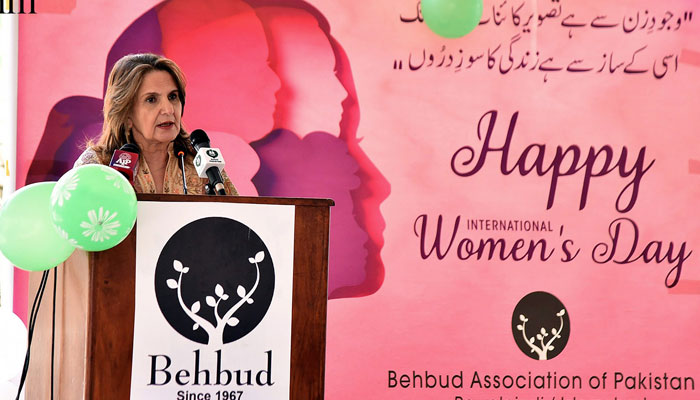 First Lady Begum Samina Alvi addresses an event in connection with International Womens Day, at Behbud Association of Pakistan on March 6, 2024.— NNI