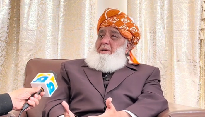 Jamiat Ulema-e-Islam (JUIF) chief Maulana Fazlur Rehman can be seen in this screengrab. — Facebook/Maulana Fazl ur Rehman