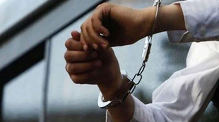 Two swindlers arrested - Vimarsana News