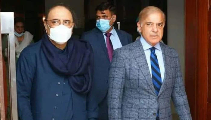 President Asif Ali Zardrai (left) and PM Shehbaz Sharif. — X/PMLN_Official/File
