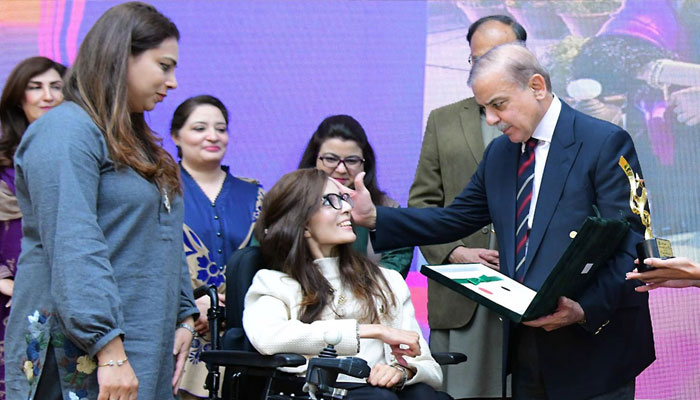Prime Minister Muhammad Shehbaz Sharif distributing Khatoon-e-Pakistan Awards among the high achievers women in their respective fields on the eve of International Women Day on March 8, 2024. — Online