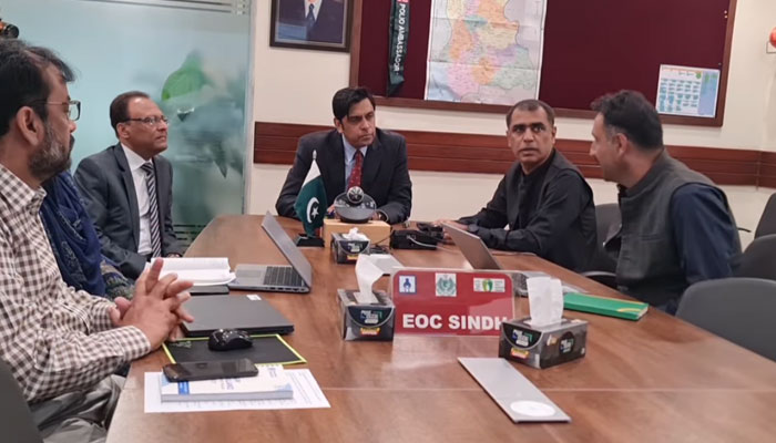 Sindh Chief Secretary Syed Asif Hyder Shah chairs a meeting at the Emergency Operations Centre (EOC) on March 14, 2024. — Facebook/Sindh Government
