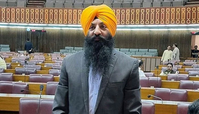 Punjab Minister for Minority Affairs Ramesh Singh Arora speaks in National Assembly.— Radio Pakistan/File