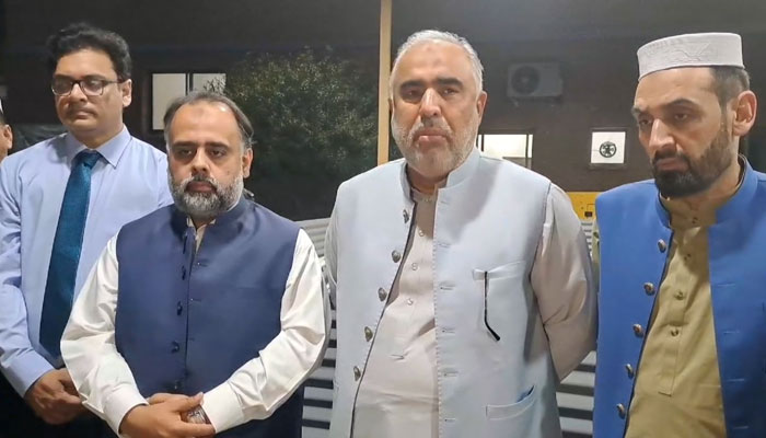 Health Minister Syed Qasim Ali Shah (L) former speaker of the National Assembly Asad Qaiser (C) and Minister for Irrigation Aaqibullah (R) speak to media persons after a visit to Swabi district on March 20, 2024. — Facebook/Syed Qasim Ali Shah