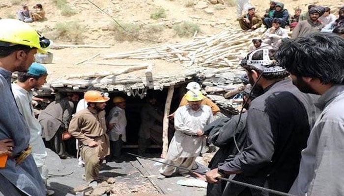 Representational image showing rescue officials at the site of a collapsed mine. — Radio Pakistan/File
