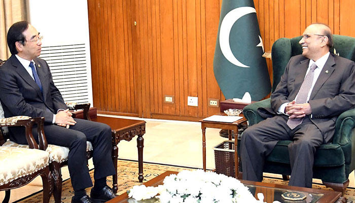 Ambassador of Japan to Pakistan, Mitsuhiro Wada calls on President Asif Ali Zardari, at Aiwan-e-Sadr on March 20, 2024. — INP