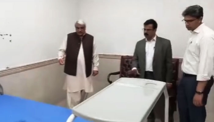 Provincial Health Minister Khawaja Salman Rafique reviews the provision of facilities with officials during his visit to Mayo Hospital on March 21, 2024. — Facebook/Khawaja Salman Rafique