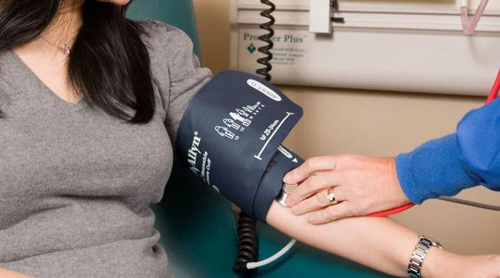 Call for mass hypertension screenings as young Pakistanis at risk - Vimarsana News