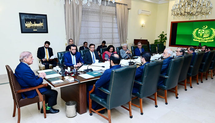 Prime Minister Muhammad Shehbaz Sharif speaks to a delegation of the Pakistan Broadcasters Association (PBA) at Prime Minister House on March 25, 2024. — Facebook/Government of Pakistan